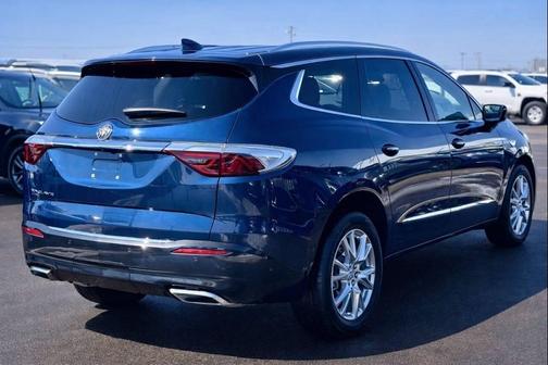 2024 Buick Enclave Essence AWD
