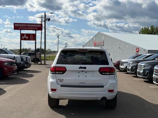 2020 Jeep Grand Cherokee Altitude