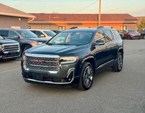 2022 GMC Acadia Denali