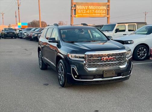 2022 GMC Acadia Denali