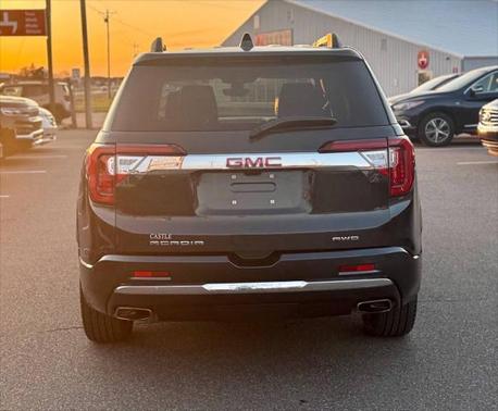 2022 GMC Acadia Denali