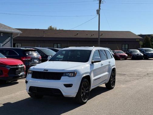 2020 Jeep Grand Cherokee Altitude