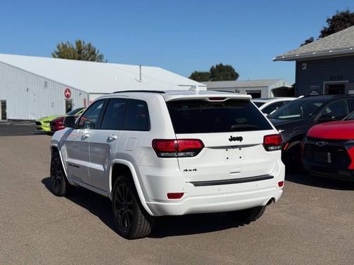2020 Jeep Grand Cherokee Altitude