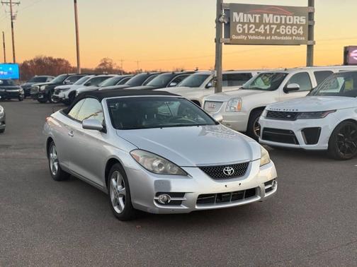 Classic Silver Metallic 2008 Toyota Camry Solara SE