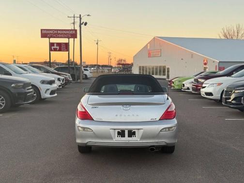 Classic Silver Metallic 2008 Toyota Camry Solara SE