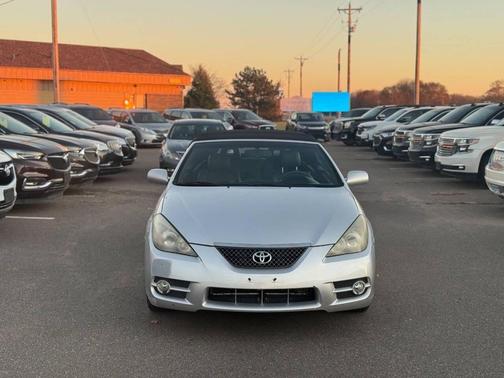 Classic Silver Metallic 2008 Toyota Camry Solara SE