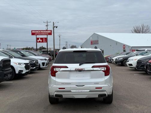 2021 GMC Acadia Denali