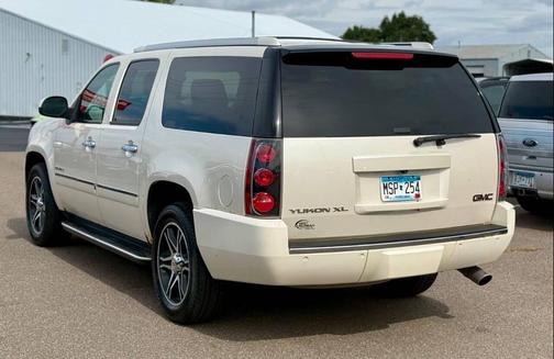 2013 GMC Yukon XL Denali
