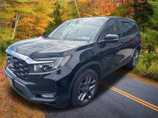 Crystal Black Pearl 2023 Honda Passport AWD EX-L