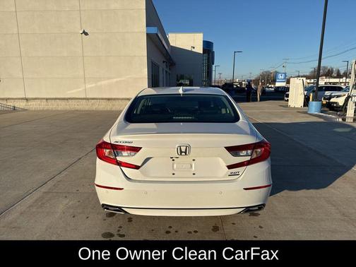 2020 Honda Accord Touring 2.0T