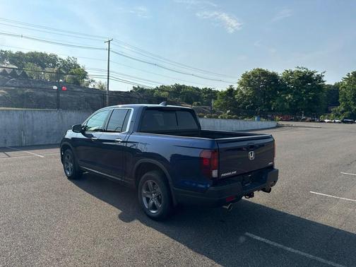 Obsidian Blue Pearl 2023 Honda Ridgeline RTL-E