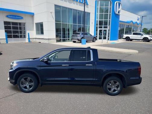 Obsidian Blue Pearl 2023 Honda Ridgeline RTL-E