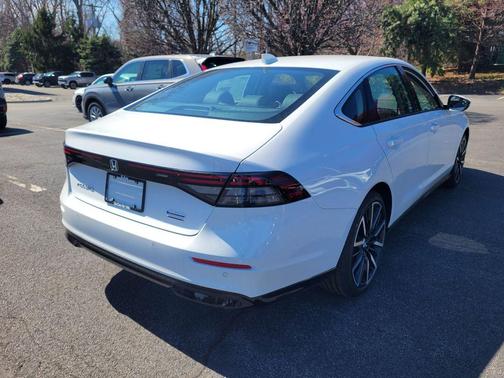 Platinum White Pearl 2026 Honda Accord Hybrid Touring