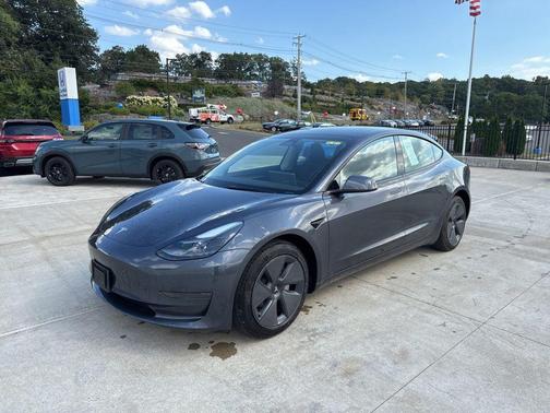 2023 Tesla Model 3 Standard Range
