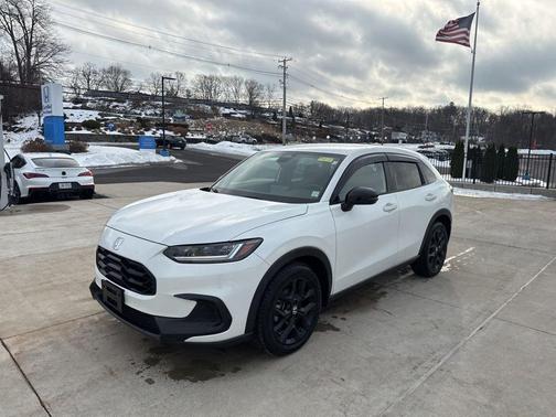 2023 Honda HR-V AWD Sport