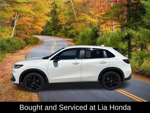 Platinum White Pearl 2023 Honda HR-V AWD Sport