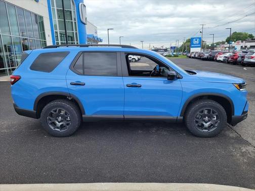 2025 Honda Pilot TrailSport