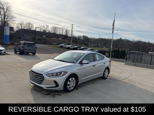 2018 Hyundai ELANTRA SE