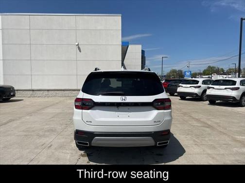 2023 Honda Pilot AWD Elite