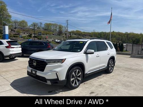 2023 Honda Pilot AWD Elite
