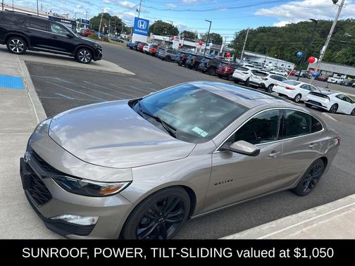 2022 Chevrolet Malibu FWD LT