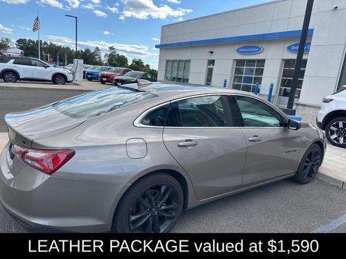 2022 Chevrolet Malibu FWD LT