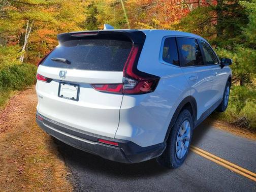 Platinum White Pearl 2026 Honda CR-V LX AWD