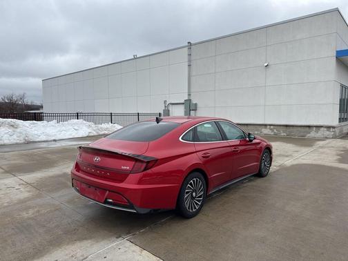 2021 Hyundai SONATA SEL