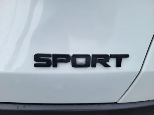 Platinum White Pearl 2027 Honda HR-V Sport