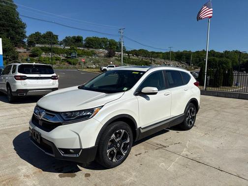 White Diamond Pearl 2017 Honda CR-V Touring