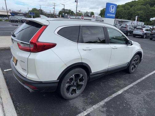 White Diamond Pearl 2017 Honda CR-V Touring