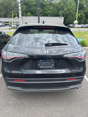 Crystal Black Pearl 2024 Honda HR-V AWD Sport
