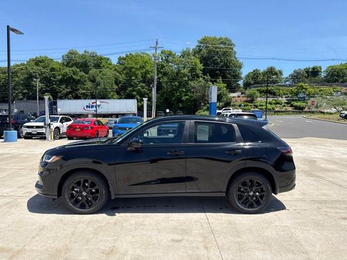 Crystal Black Pearl 2024 Honda HR-V AWD Sport