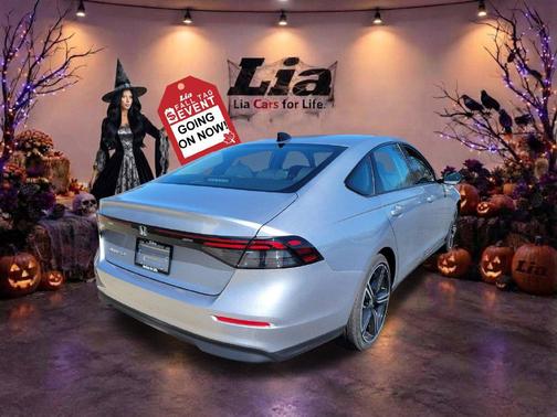Solar Silver Metallic 2026 Honda Accord SE