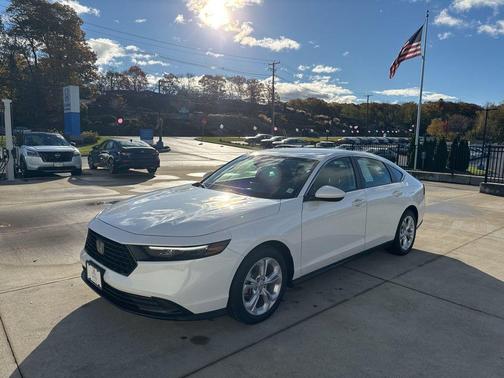 2025 Honda Accord LX 1.5T