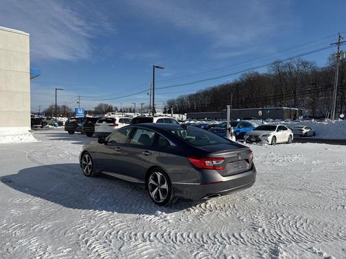 2020 Honda Accord Touring 2.0T