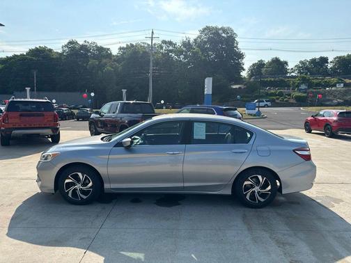 Lunar Silver Metallic 2017 Honda Accord LX