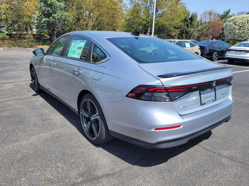 2025 Honda Accord Hybrid Base
