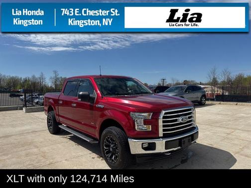 RUBY RED METALLIC TINTED CC 2017 Ford F-150 XLT