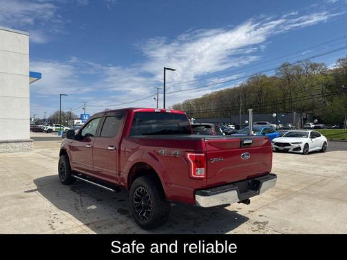 RUBY RED METALLIC TINTED CC 2017 Ford F-150 XLT