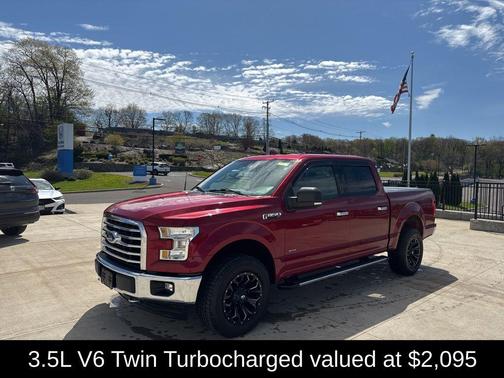 RUBY RED METALLIC TINTED CC 2017 Ford F-150 XLT