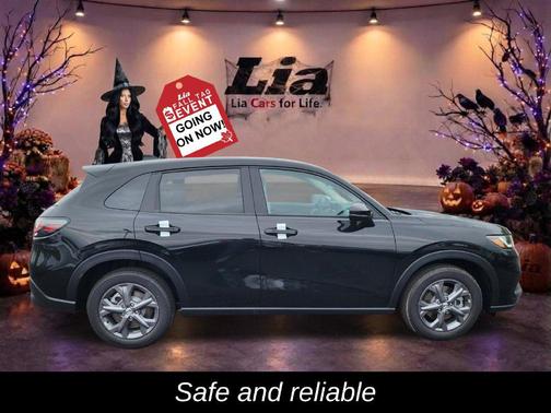 Deep Ocean Pearl 2027 Honda HR-V LX