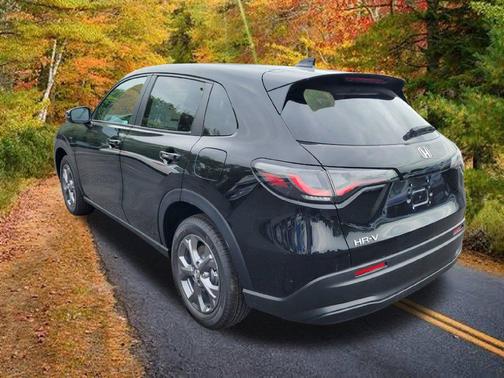 Deep Ocean Pearl 2027 Honda HR-V LX