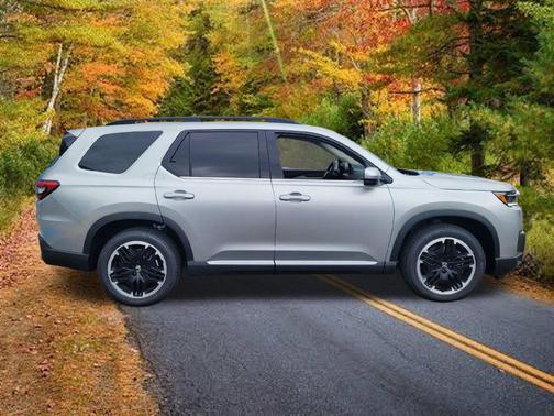 Solar Silver Metallic 2026 Honda Pilot Touring 8-Passenger