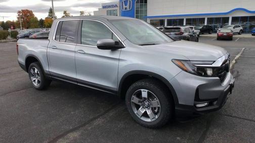Solar Silver Metallic 2026 Honda Ridgeline RTL