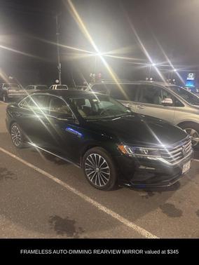 2022 Volkswagen Passat 2.0T Limited Edition