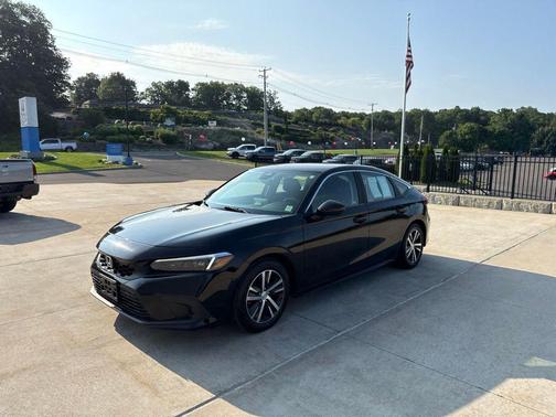 Crystal Black Pearl 2023 Honda Civic LX