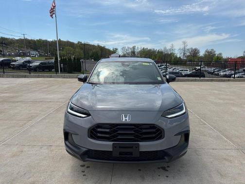 Urban Gray Pearl 2024 Honda HR-V AWD Sport