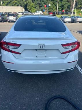 Platinum White Pearl 2019 Honda Accord LX