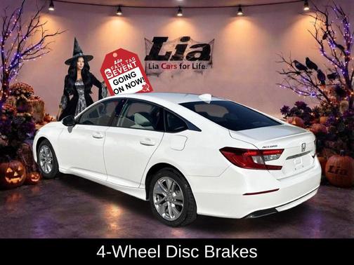 Platinum White Pearl 2019 Honda Accord LX